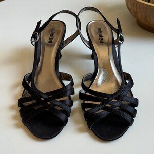 Unlisted Love Potion Strappy Sandals sz 11